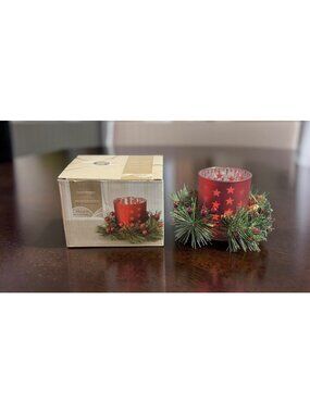 Decoris Red Glass Tealight Holder With Festive Pine & Berry Wreath Accent